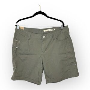 DKNY Olive Green Utility Cargo Trail Hiking Shorts 14 NWT Outdoor Gorpcore